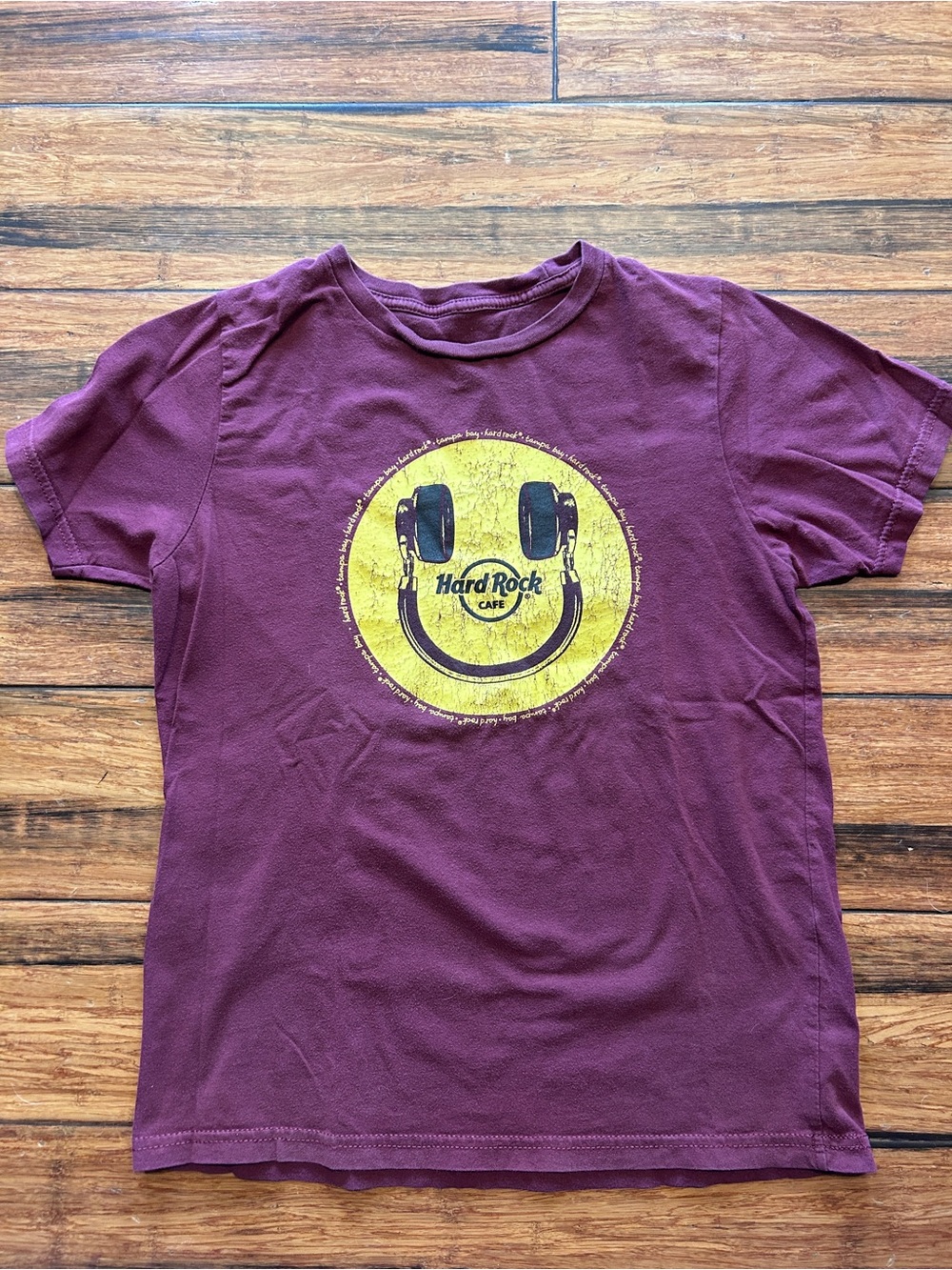 Hard Rock Headphones T-shirt. Size Youth L. Maroon.